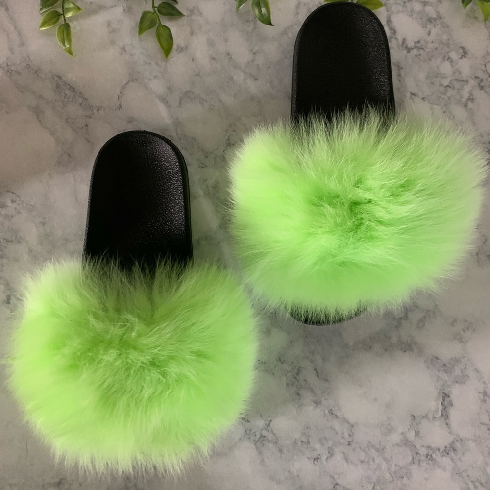 Pom Pom Faux Fur Lime Green Slides